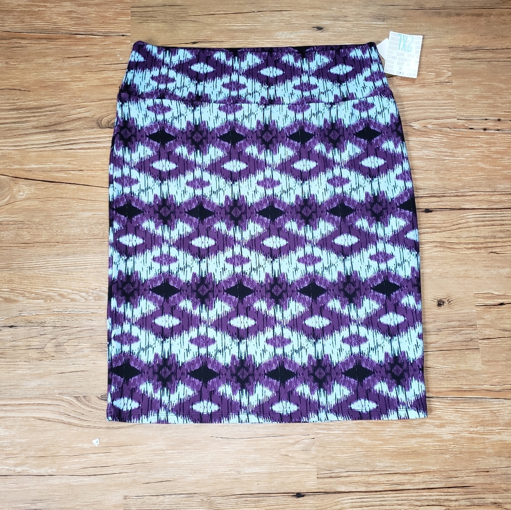 NWT LulaRoe Blue and Purple Cassie Pencil Skirt